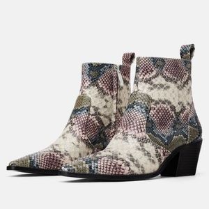 Zara ANIMAL SNAKESKINPRINT COWBOY HEELED ANKLEBOOT